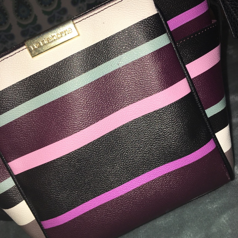 Multi-color purple purse 👛 BUNDLE THIS ITEM!